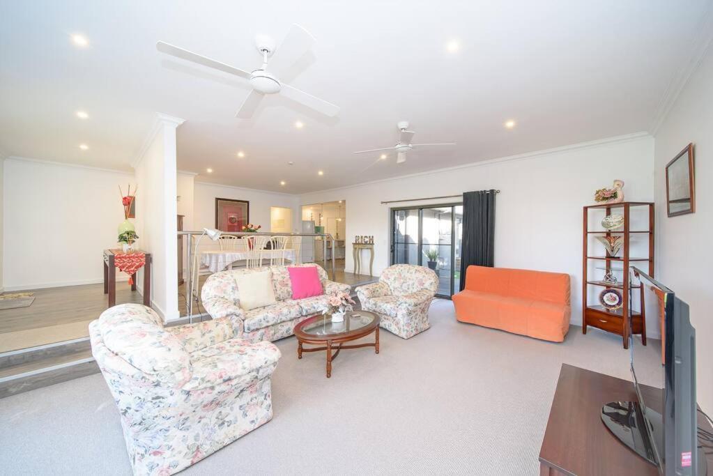 Spacious 3Bd N Pool Family Holiday Home Tf2223 Frankston Exterior photo