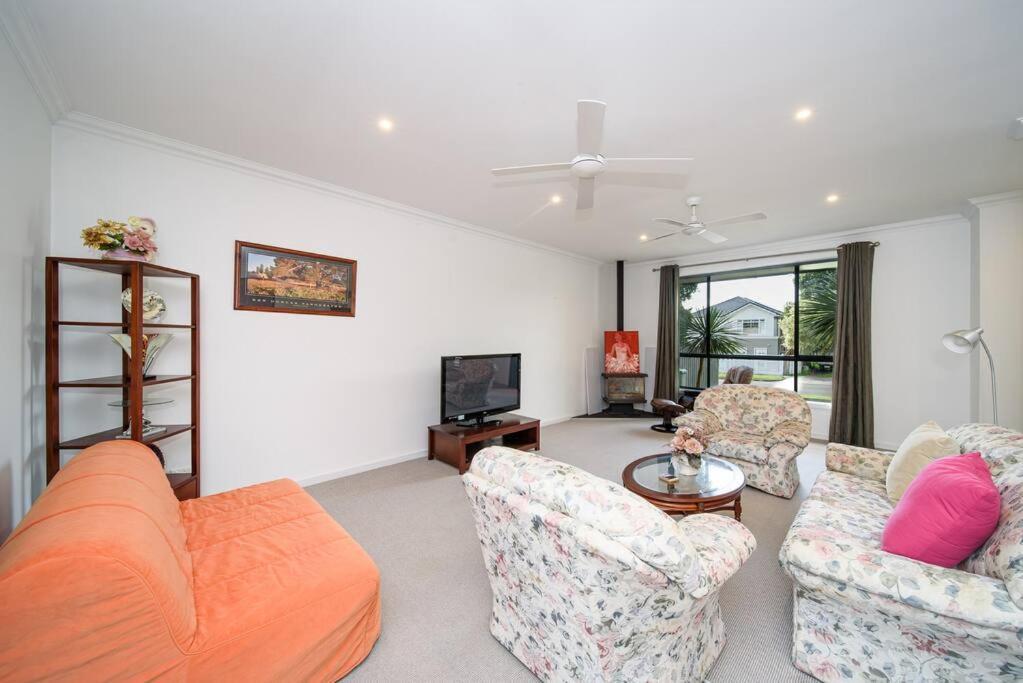 Spacious 3Bd N Pool Family Holiday Home Tf2223 Frankston Exterior photo